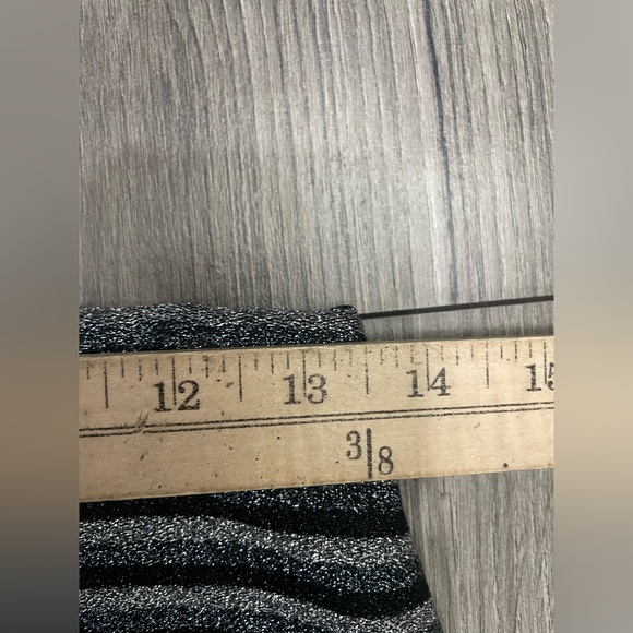 Sezane Calvi Skirt Silver Metallic Stripe Size‎ Medium - Picture 6 of 9